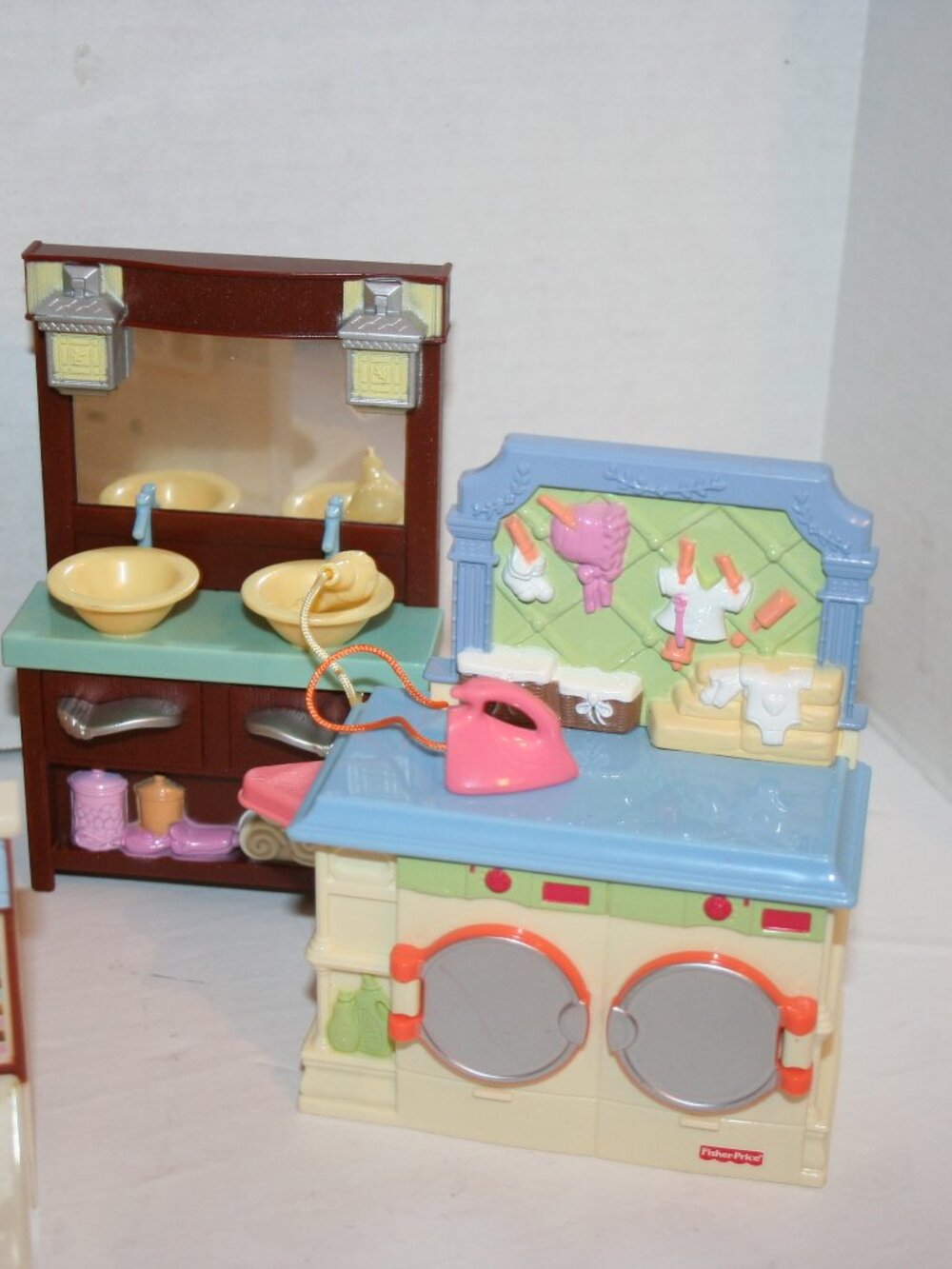 Fisher Price (5) Loving Family DollHouse Appliance & Furniture Set Lot - Picture 5 of 9